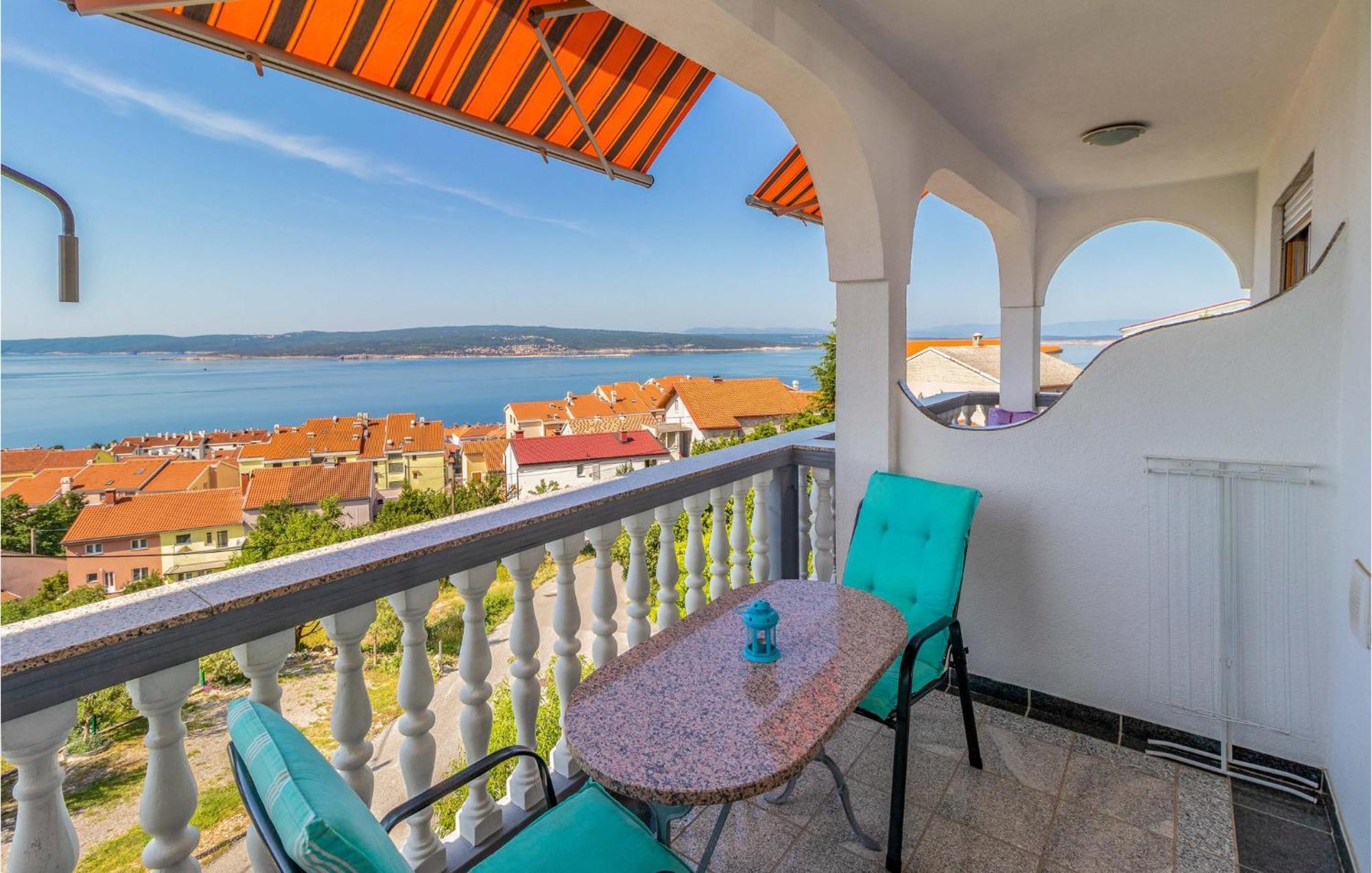 1 Bedroom Cozy Apartment In Crikvenica Eksteriør bilde