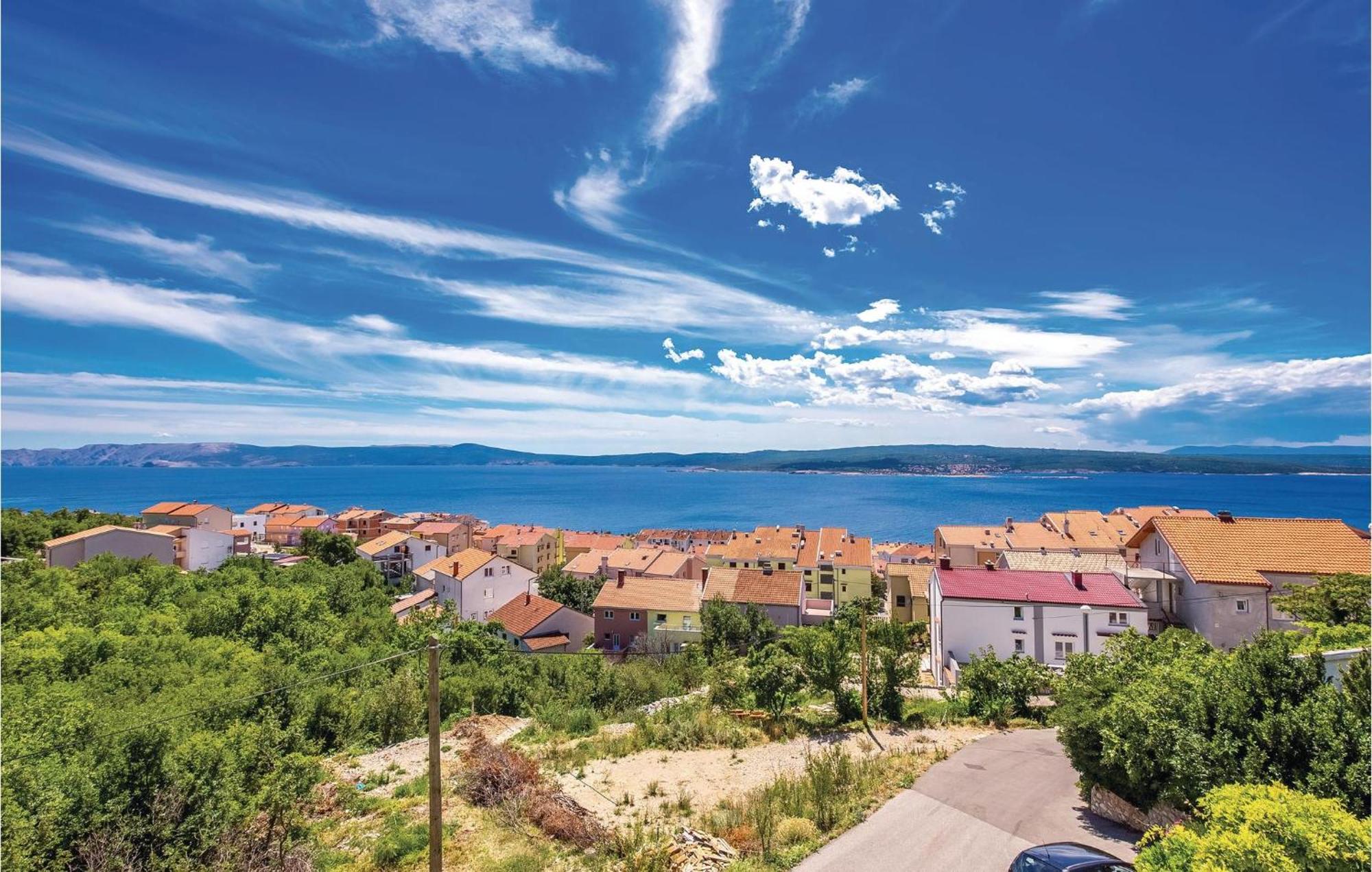 1 Bedroom Cozy Apartment In Crikvenica Eksteriør bilde
